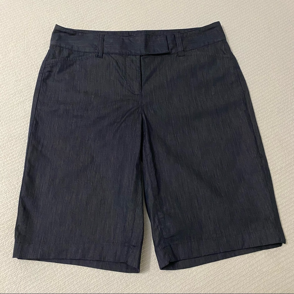 Ann Taylor Bermuda Shorts Size 4 Curvy Chambray Blue Flat Front